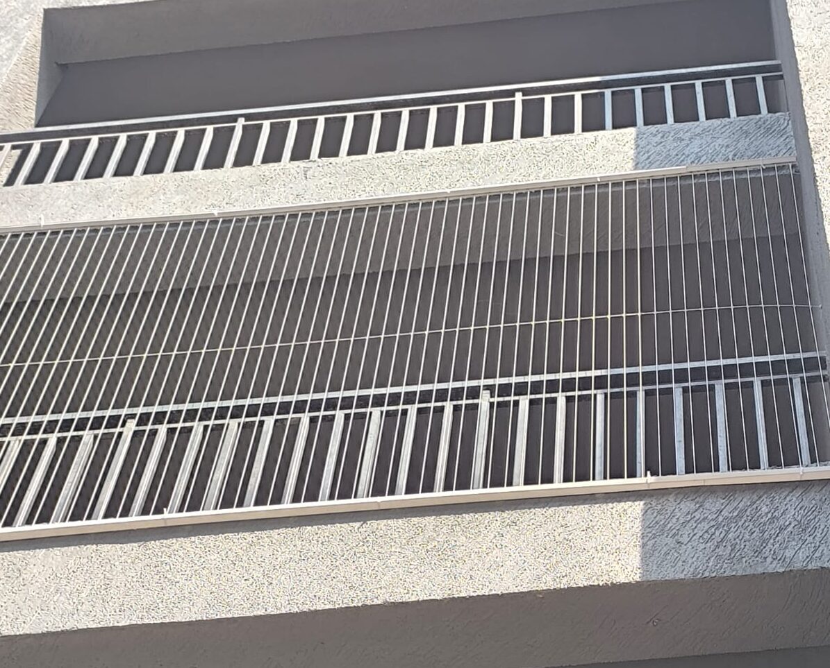 VJM professional team invisible grill and safety net installation